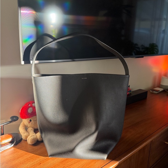 The Row Large Park Bucket Bag - Picture 2 of 11